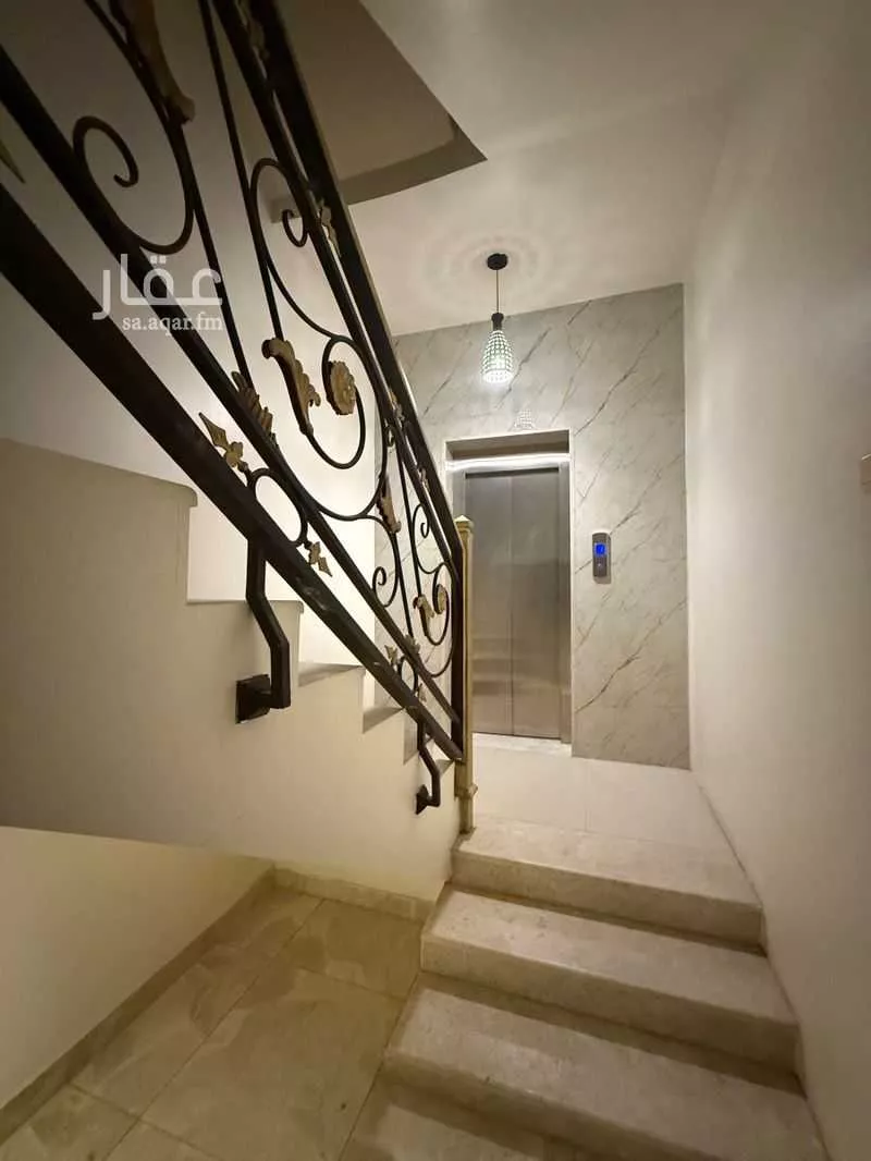 4 bedroom villa in Irqah, Riyadh 16