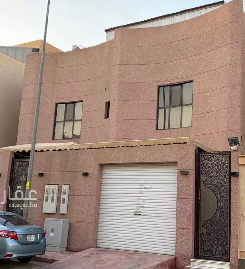 4 bedroom villa in Irqah, Riyadh 18
