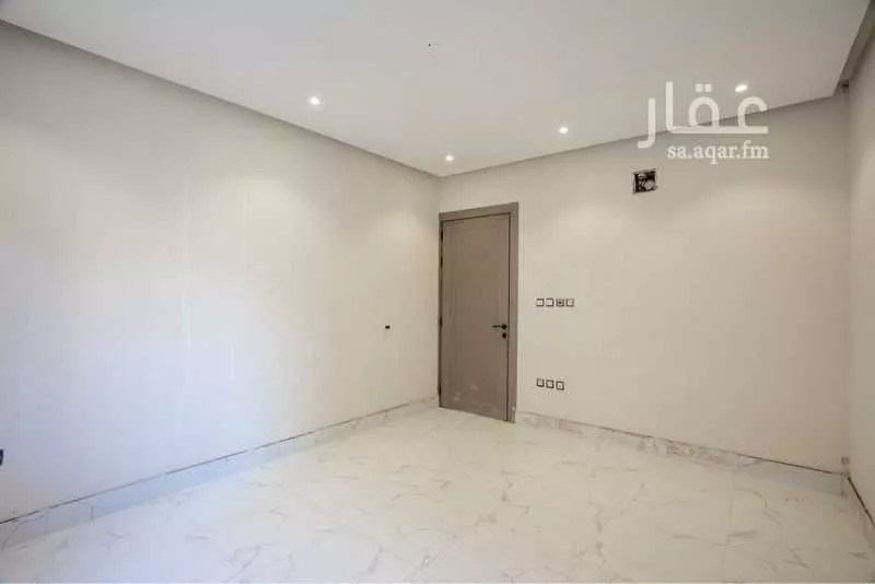 فيلا 7 غرف في ضاحية الملك فهد 23