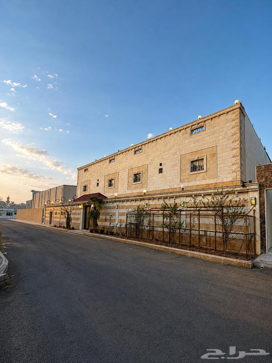 5 bedroom apartment in King Fahd, Madinah 2