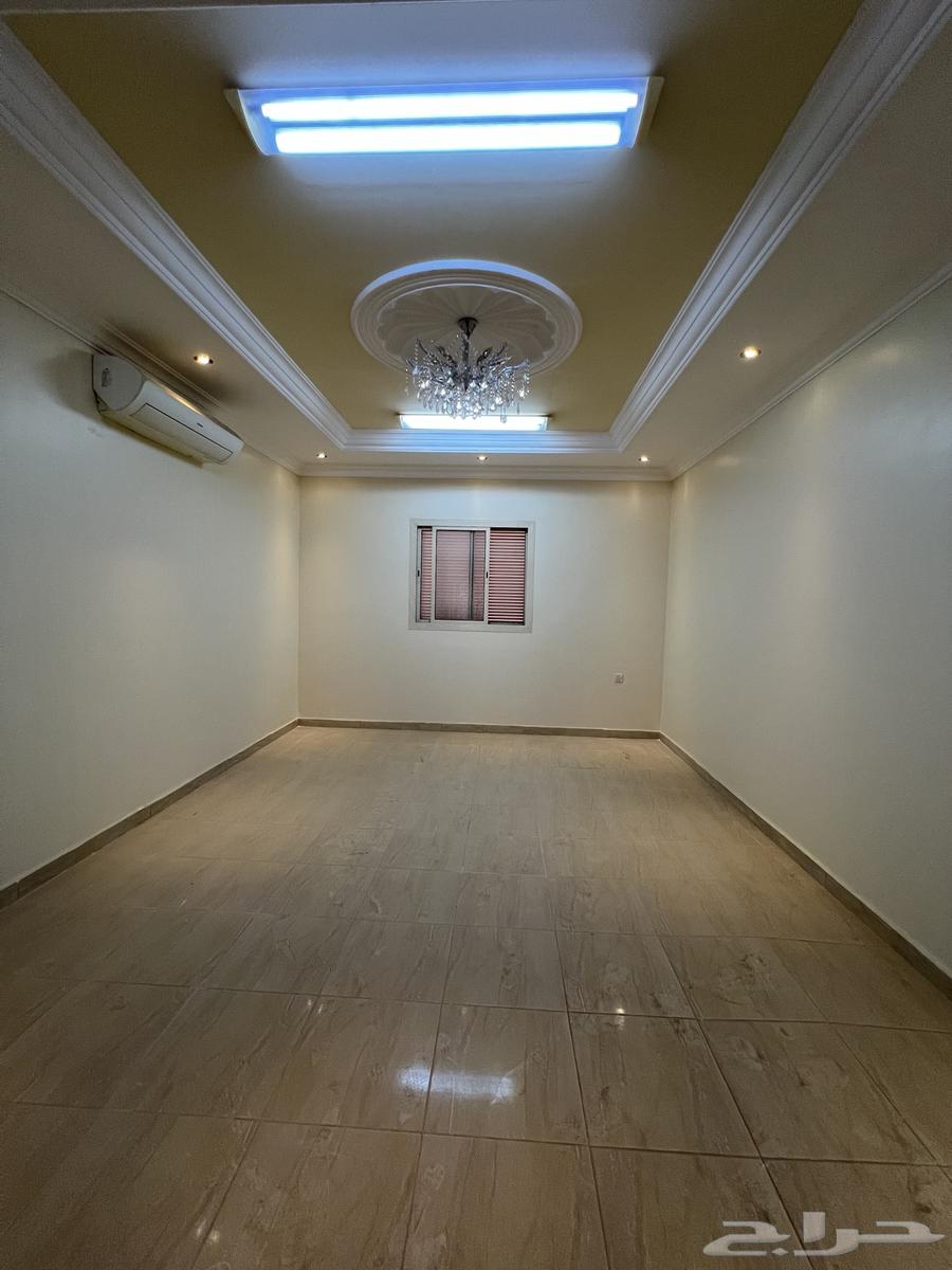 5 bedroom apartment in King Fahd, Madinah 7