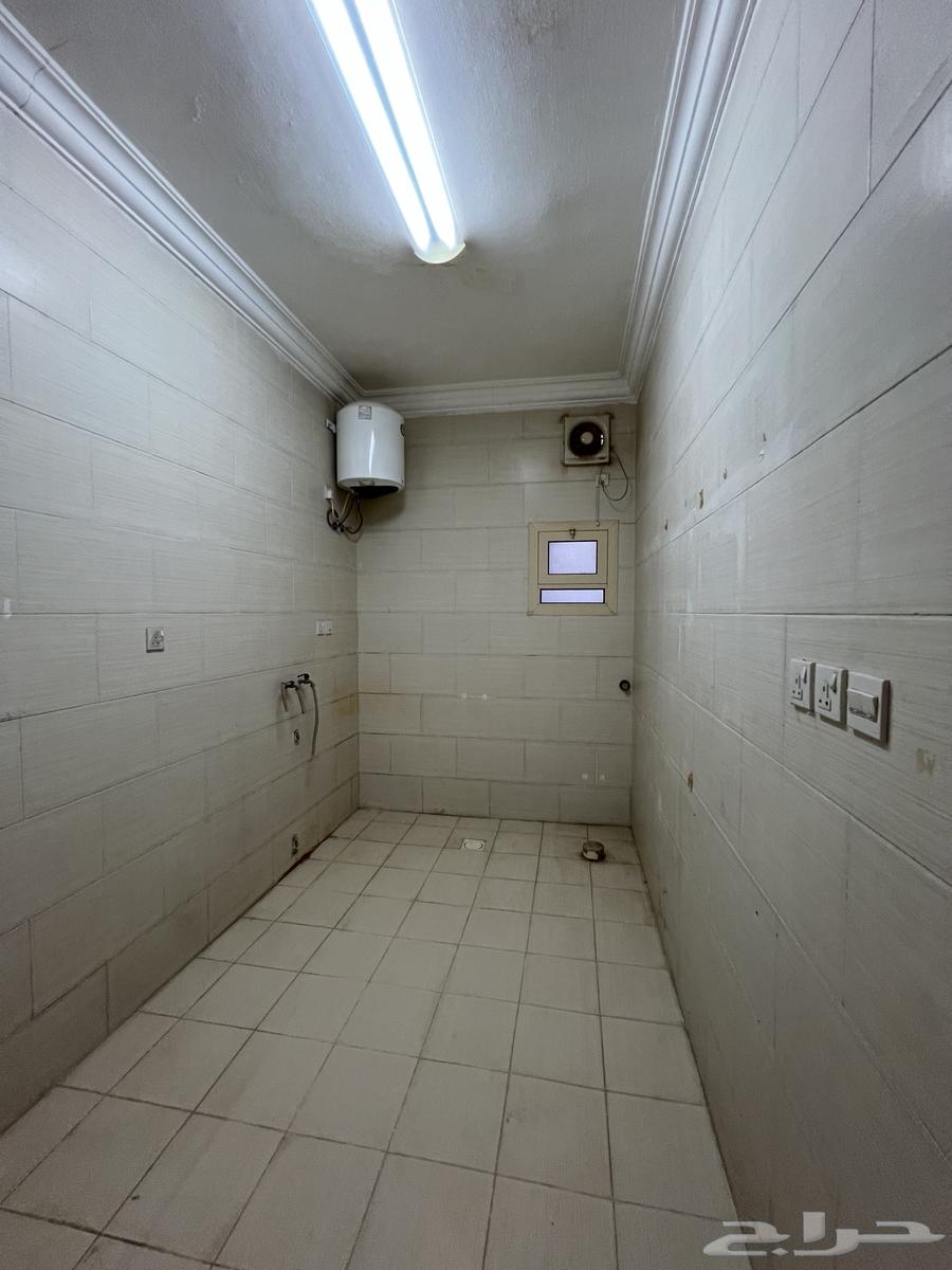 5 bedroom apartment in King Fahd, Madinah 9
