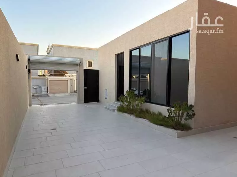 6 bedroom villa in Al Fursan 13