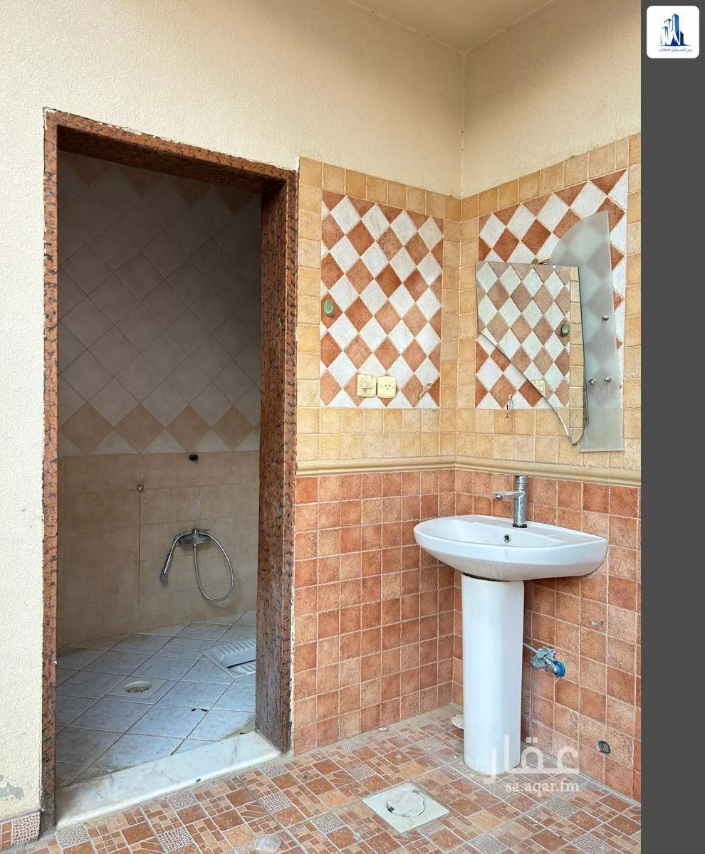 5 bedroom villa in Al Salam, Riyadh 11