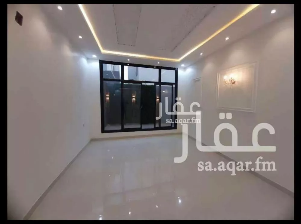5 bedroom villa in Okaz, Riyadh 11