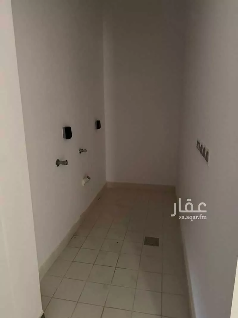 فيلا 4 غرف في الشرق، الدمام 10