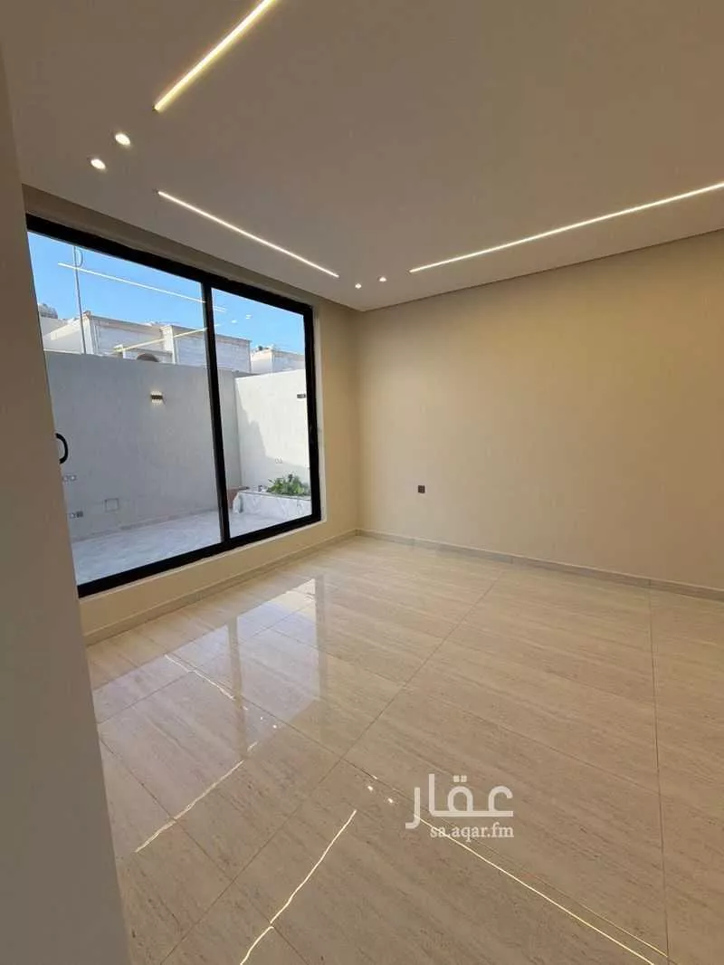 6 bedroom villa in Ash Shulah 5