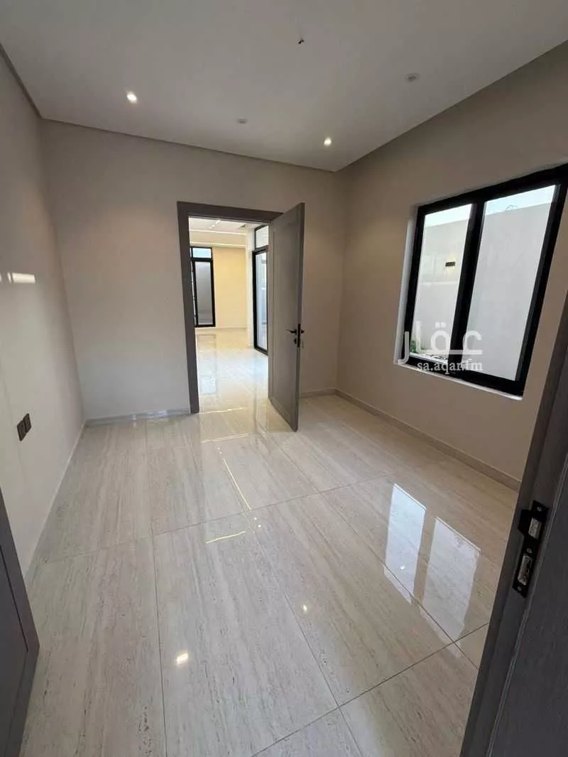 6 bedroom villa in Ash Shulah 7