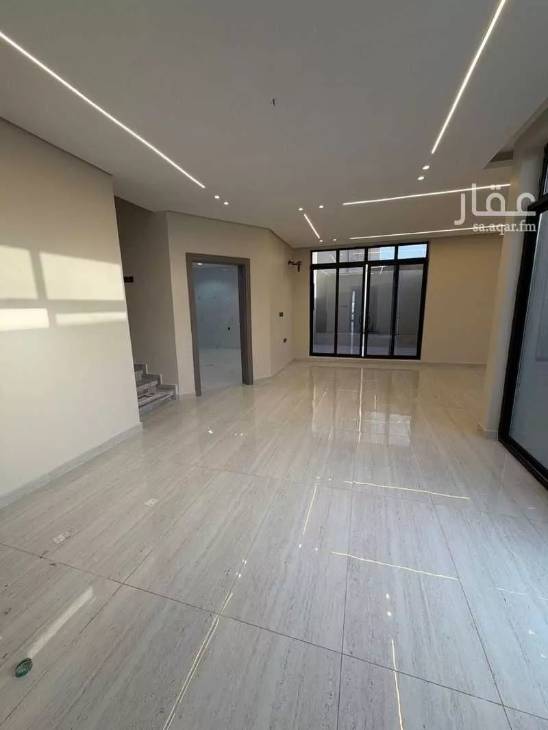 6 bedroom villa in Ash Shulah 8