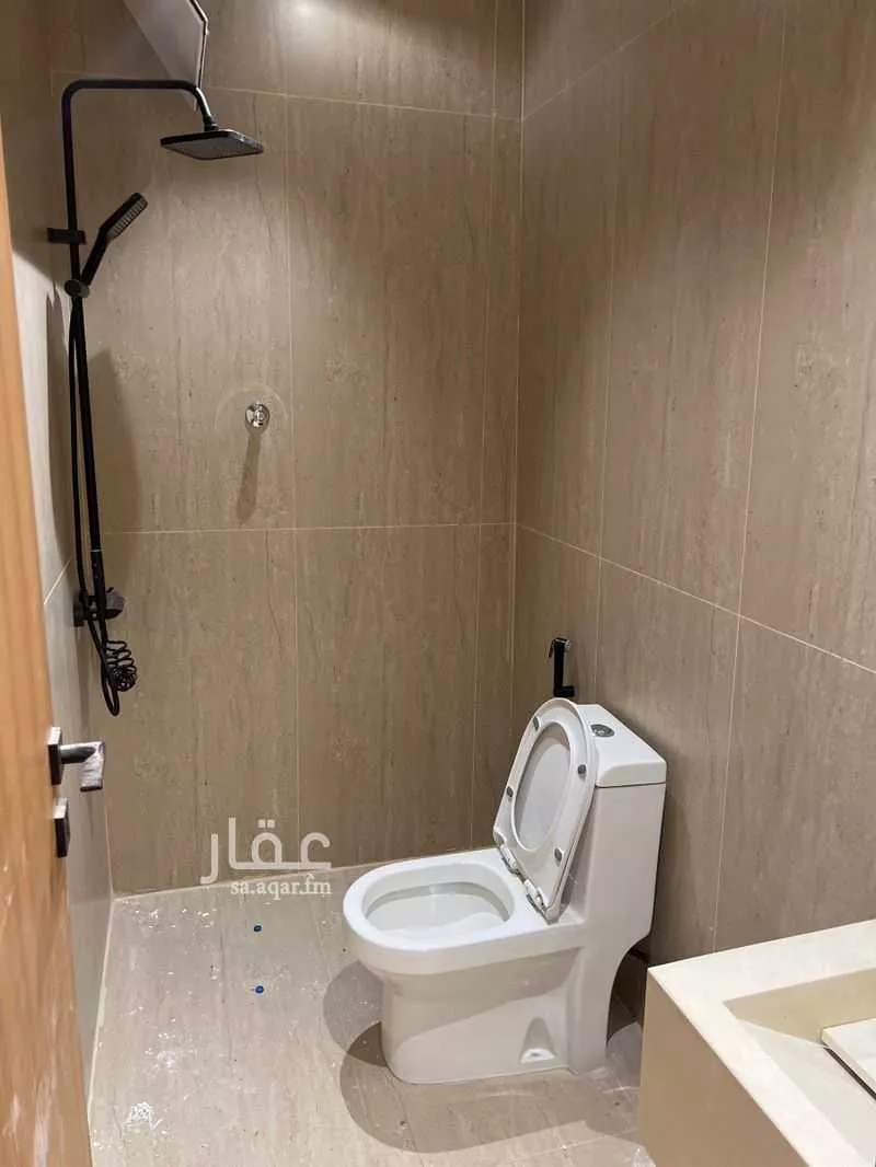4 bedroom apartment in Al Zahrah, Riyadh 9