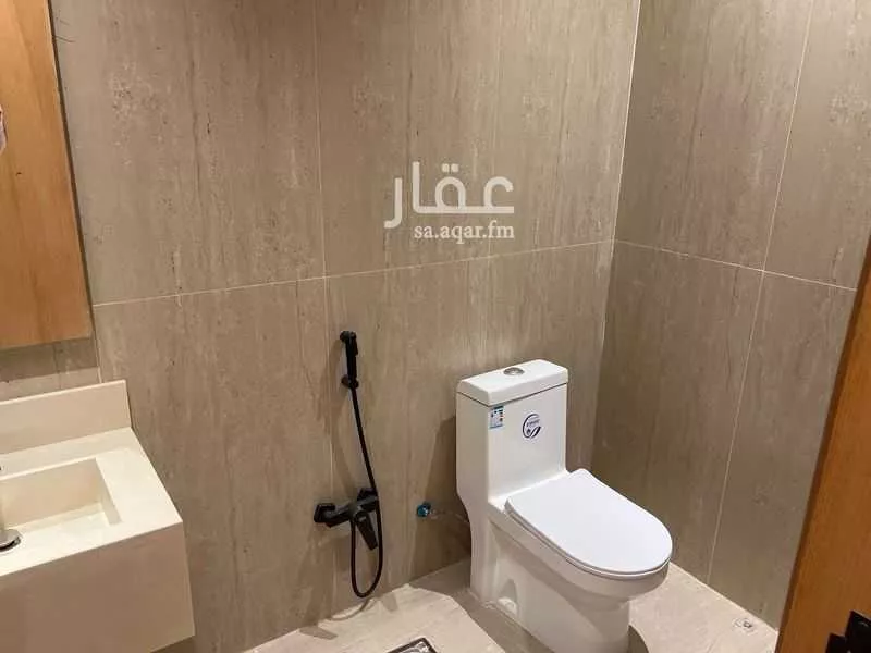 4 bedroom apartment in Al Zahrah, Riyadh 5