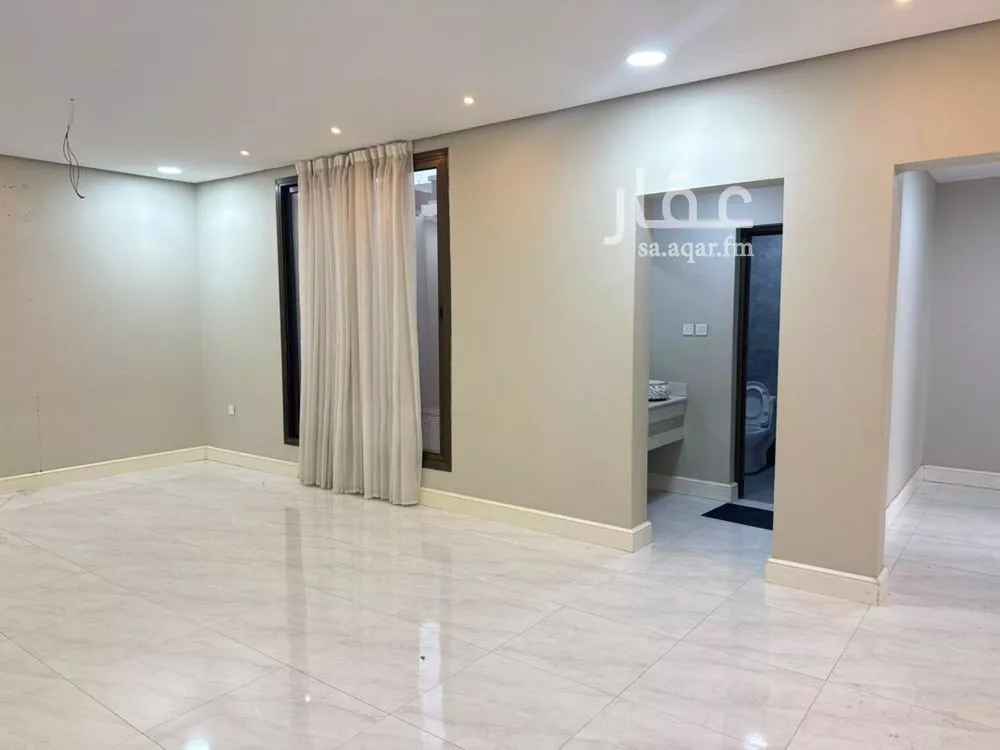 4 bedroom villa in Al Amwaj, Eastern Province 5
