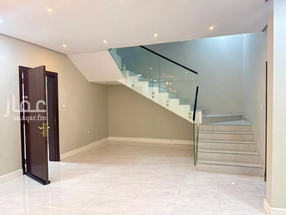 4 bedroom villa in Al Amwaj, Eastern Province 7
