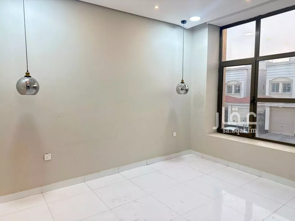 4 bedroom villa in Al Amwaj, Eastern Province 2