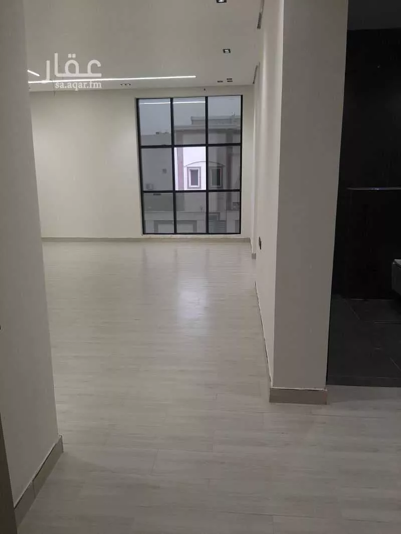 5 bedroom villa in Dahiat King Fahd 8