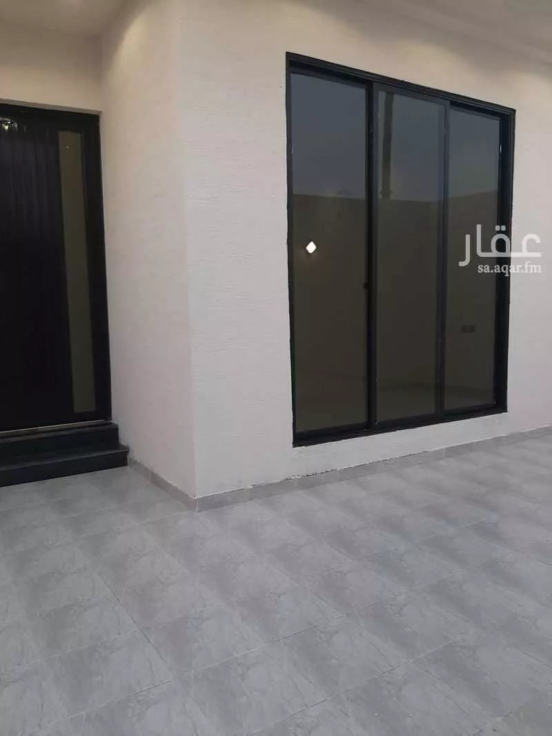 5 bedroom villa in Dahiat King Fahd 9