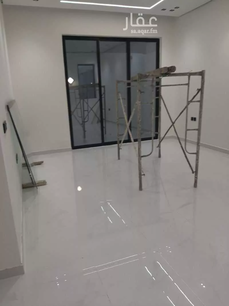 5 bedroom villa in Dahiat King Fahd 10