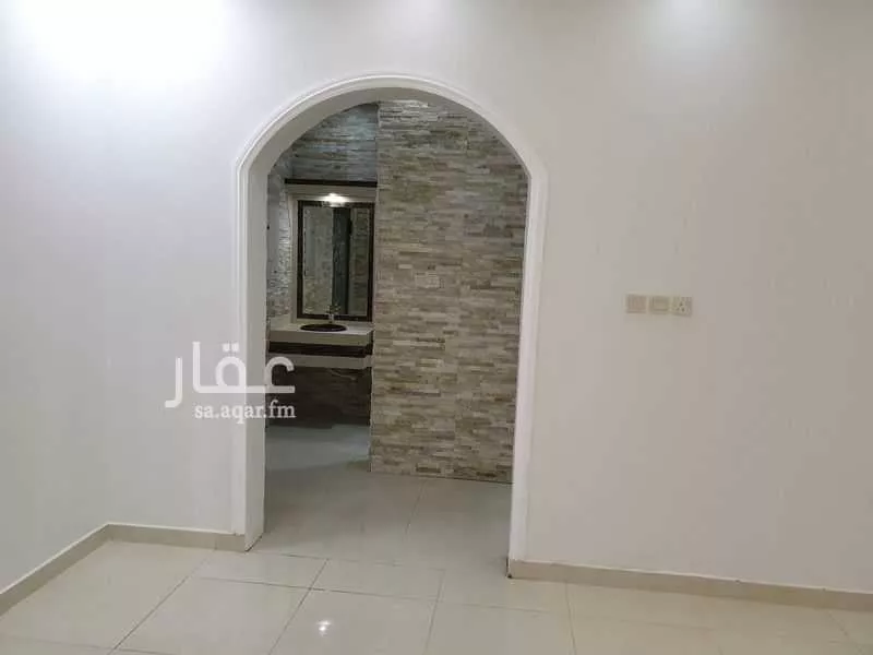 فيلا 6 غرف في ضاحية الملك فهد 4