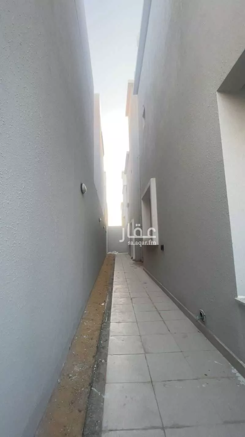 6 bedroom villa in Al Amal 6