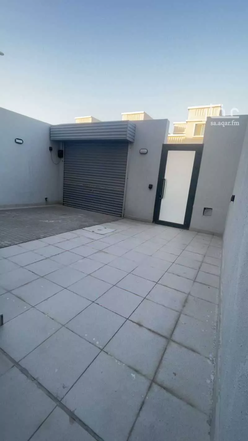 6 bedroom villa in Al Amal 8