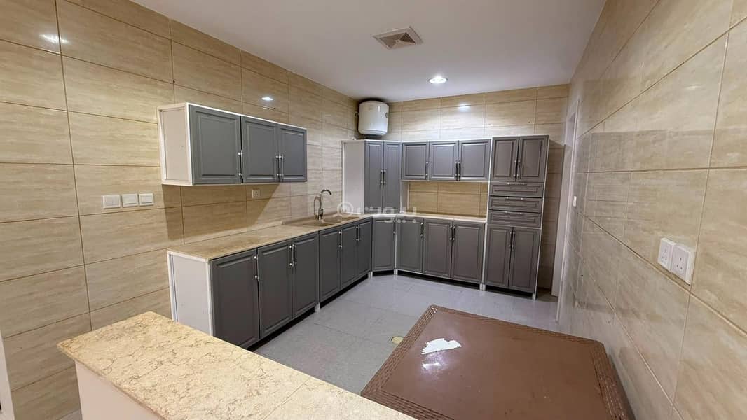 3 bedroom apartment in Al Hamra, Eastern Province 4