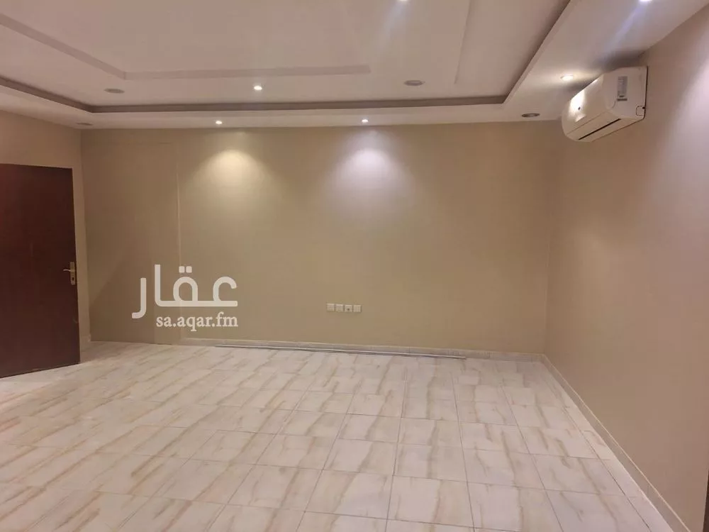 دور 3 غرف في العارض 17
