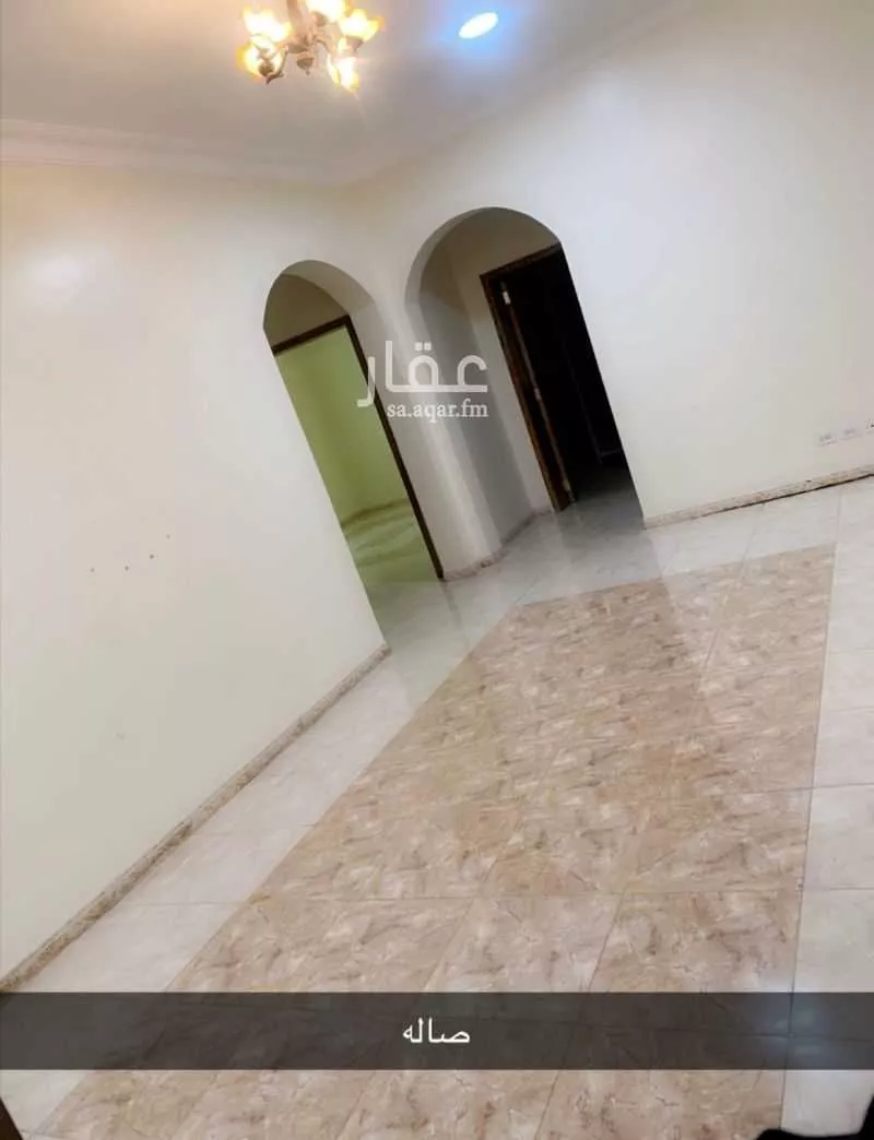 فيلا 6 غرف في النور 5