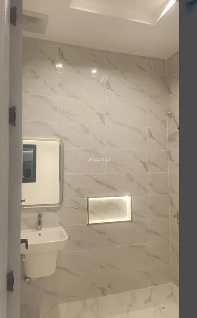5 bedroom apartment in Umm Al Silm, Jeddah 3