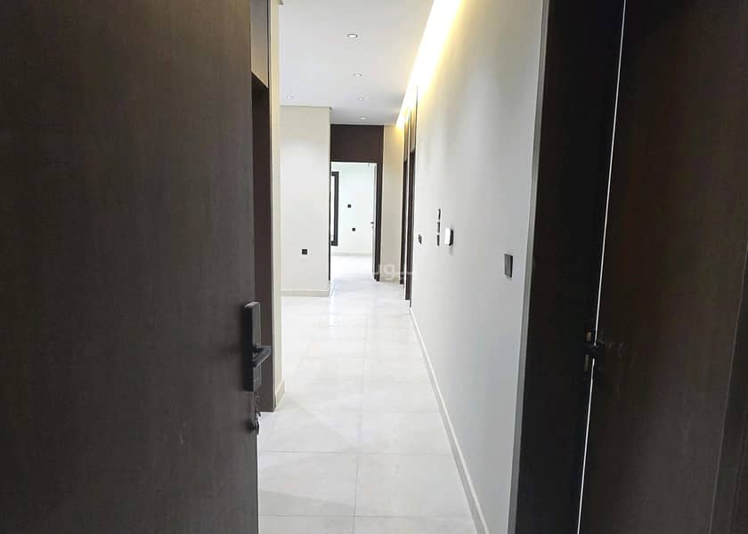 3 bedroom apartment in Al Sawari, Jeddah 10