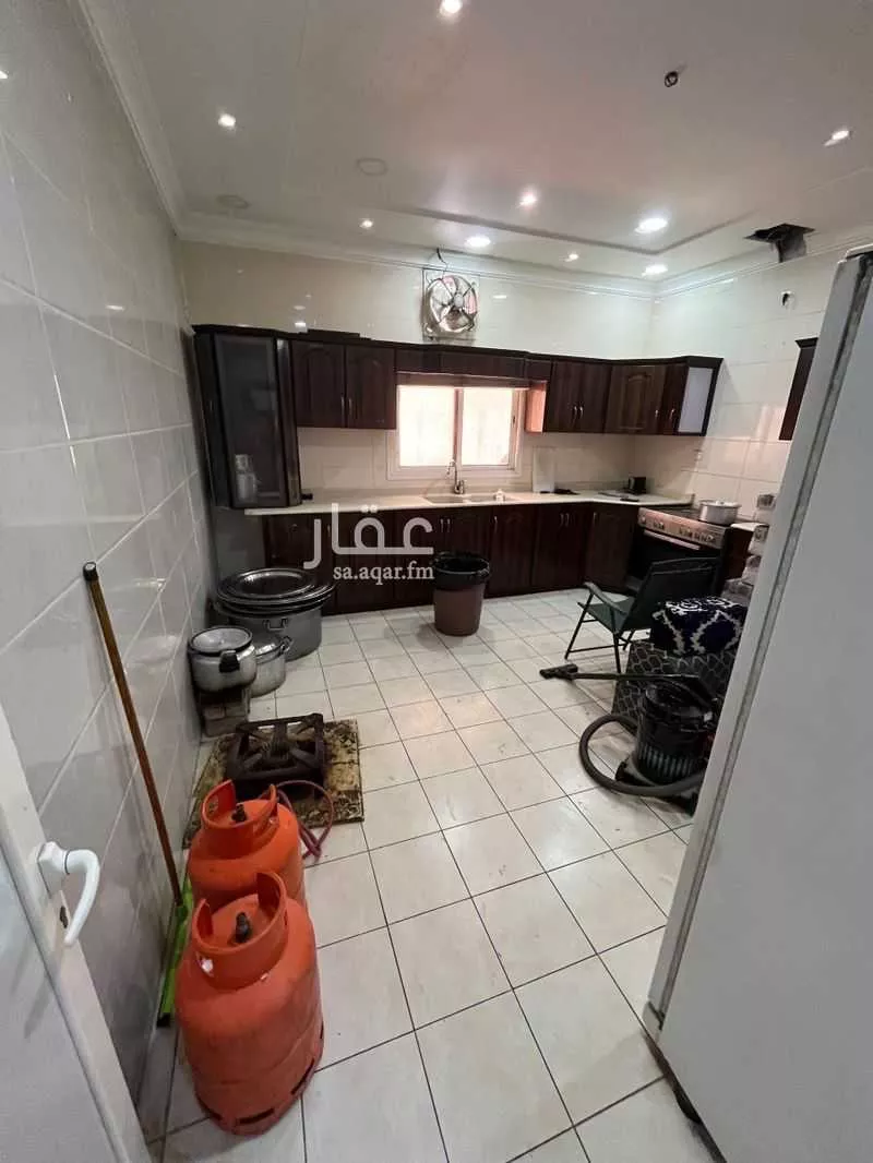 4 bedroom floor in Ash Shulah 7