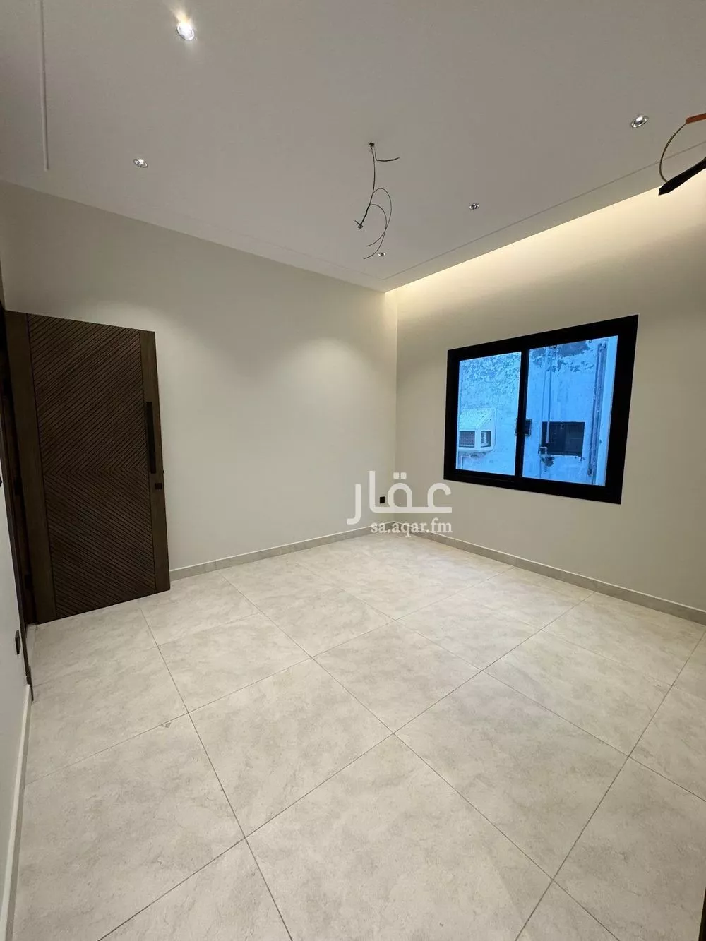 4 bedroom apartment in Al Salamah 8