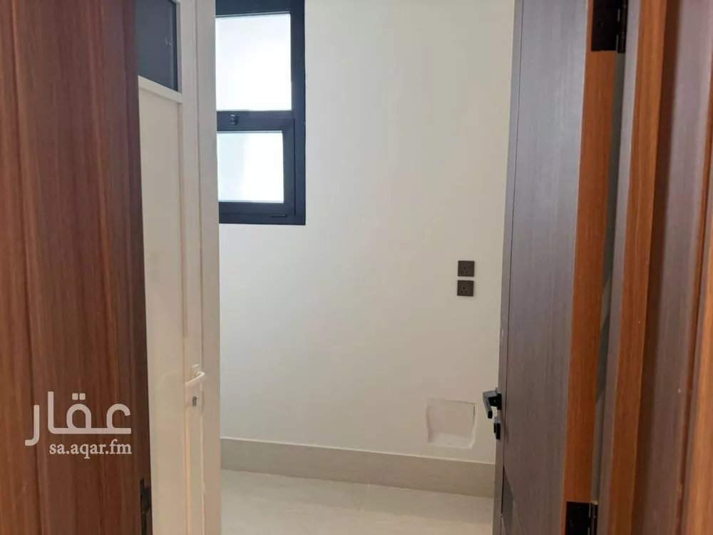 4 bedroom apartment in Dana Al Shamaliah 9