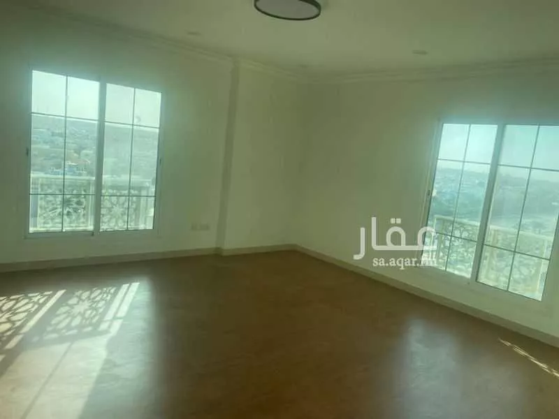 6 bedroom apartment in Al Qusur 13
