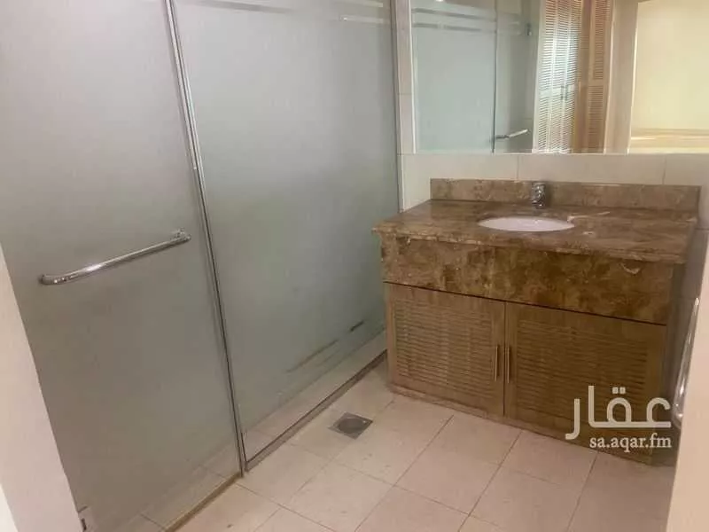 6 bedroom apartment in Al Qusur 15