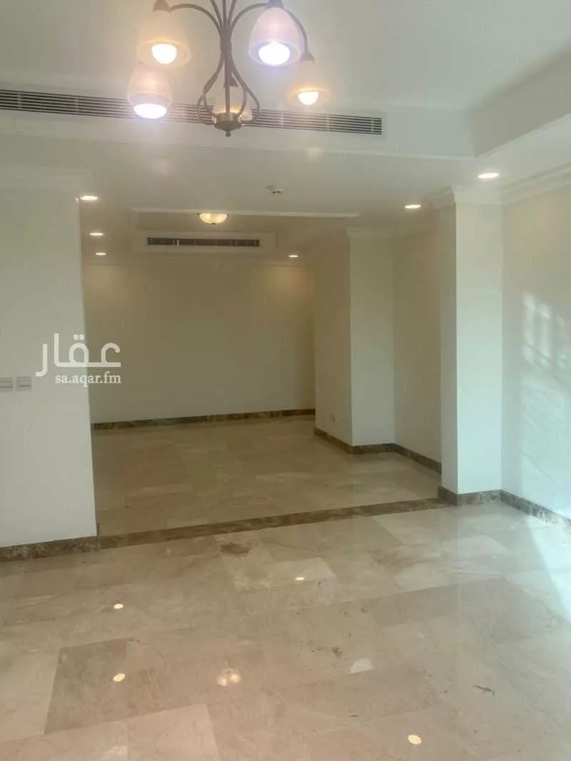 6 bedroom apartment in Al Qusur 18