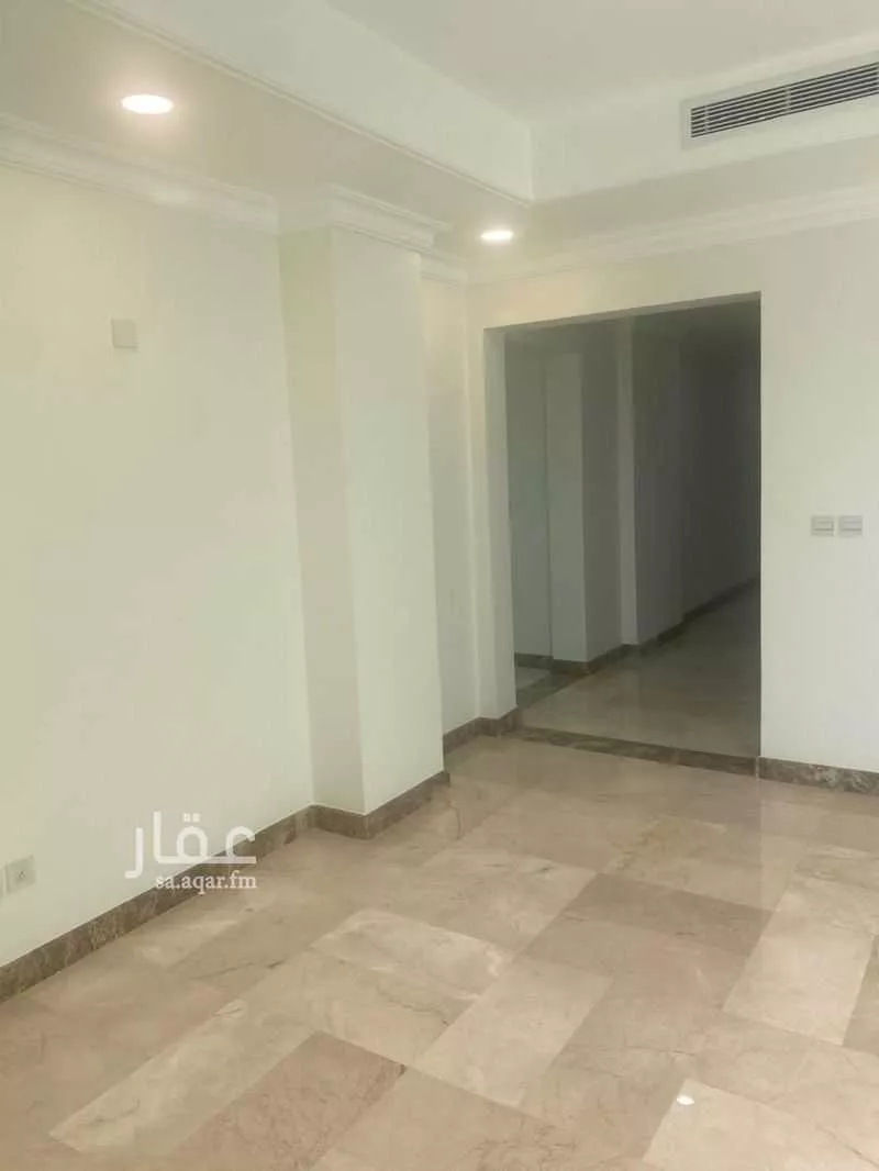 6 bedroom apartment in Al Qusur 10