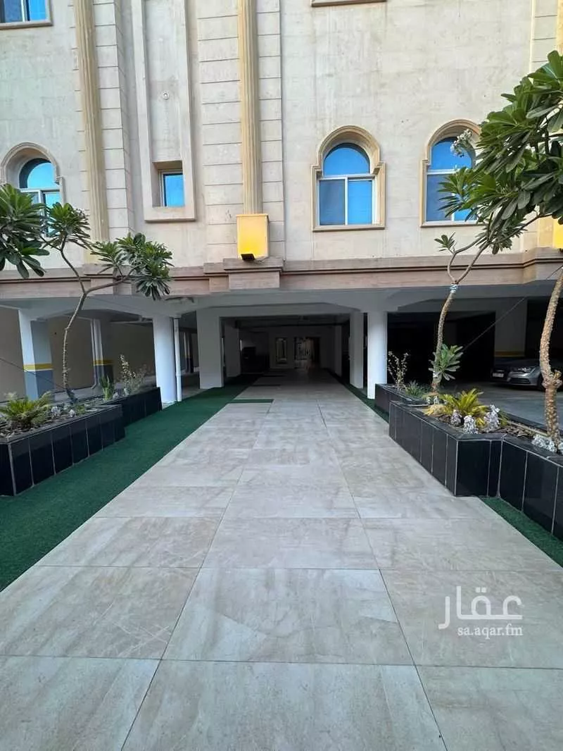 3 bedroom apartment in Al Qusur 2