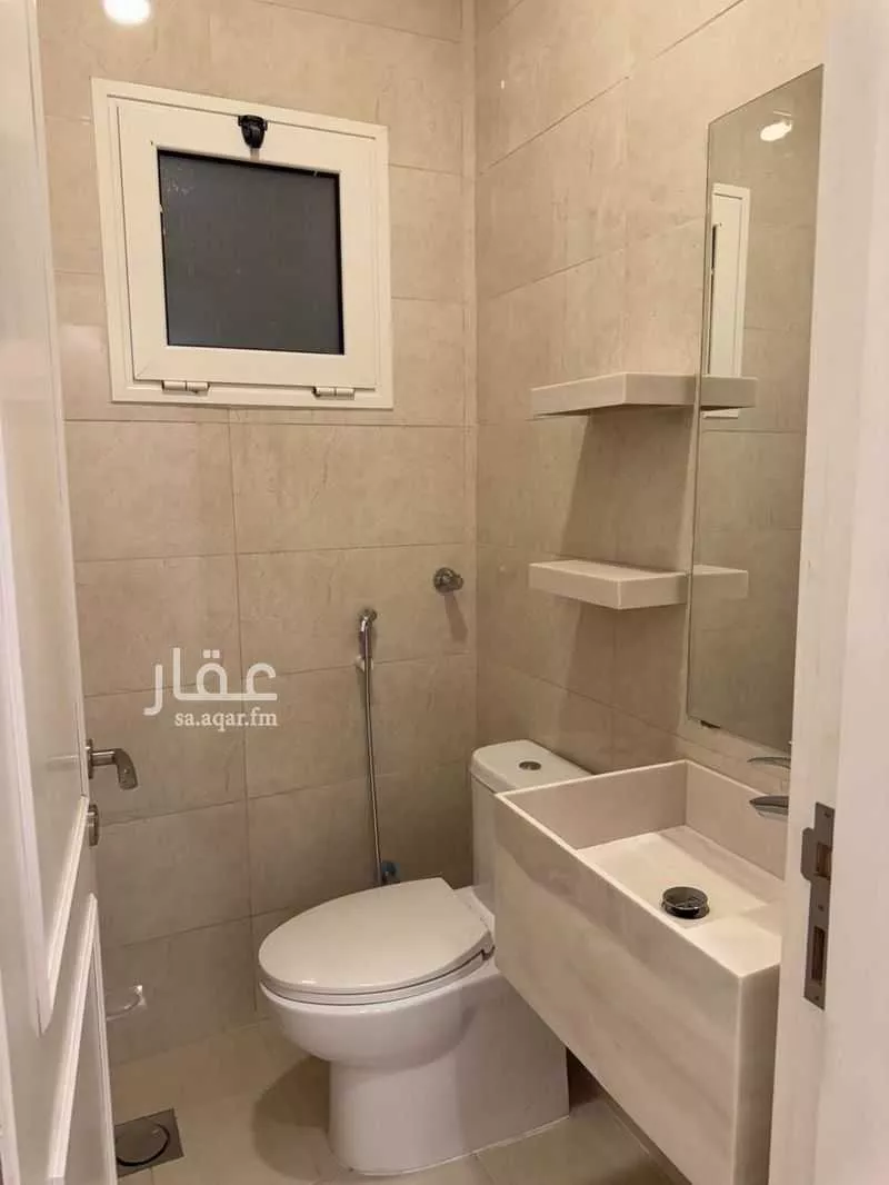 3 bedroom apartment in Al Qusur 12