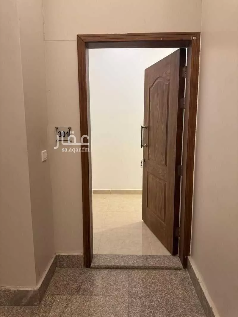 3 bedroom apartment in Al Qusur 5