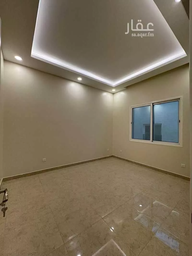 3 bedroom apartment in Al Qusur 9