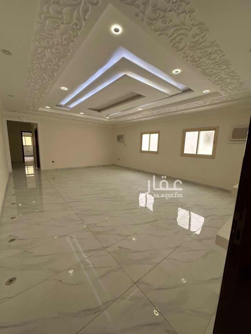 شقة في النهضة