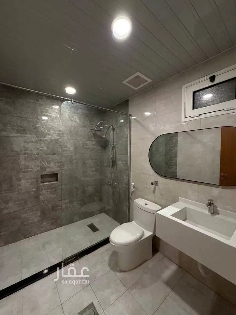 3 bedroom apartment in Al Qusur 11