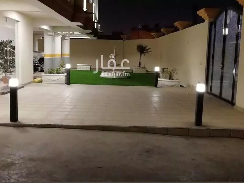 3 bedroom apartment in Al Qusur 15