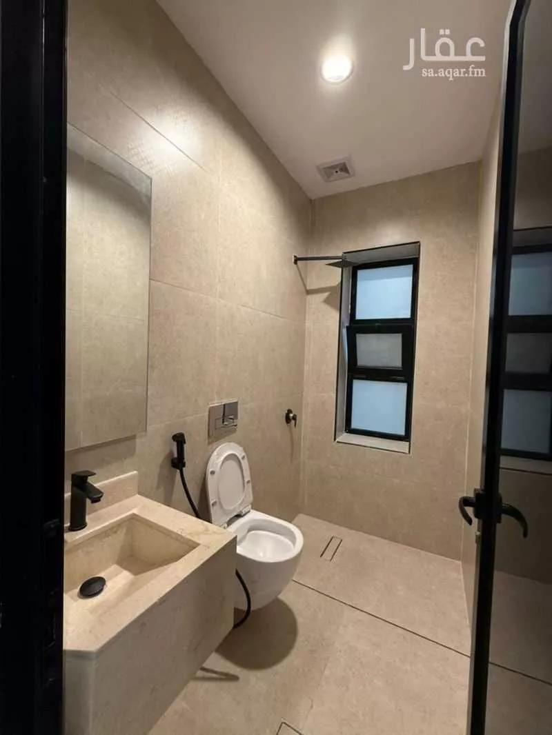 5 bedroom apartment in Dana Al Shamaliah 11