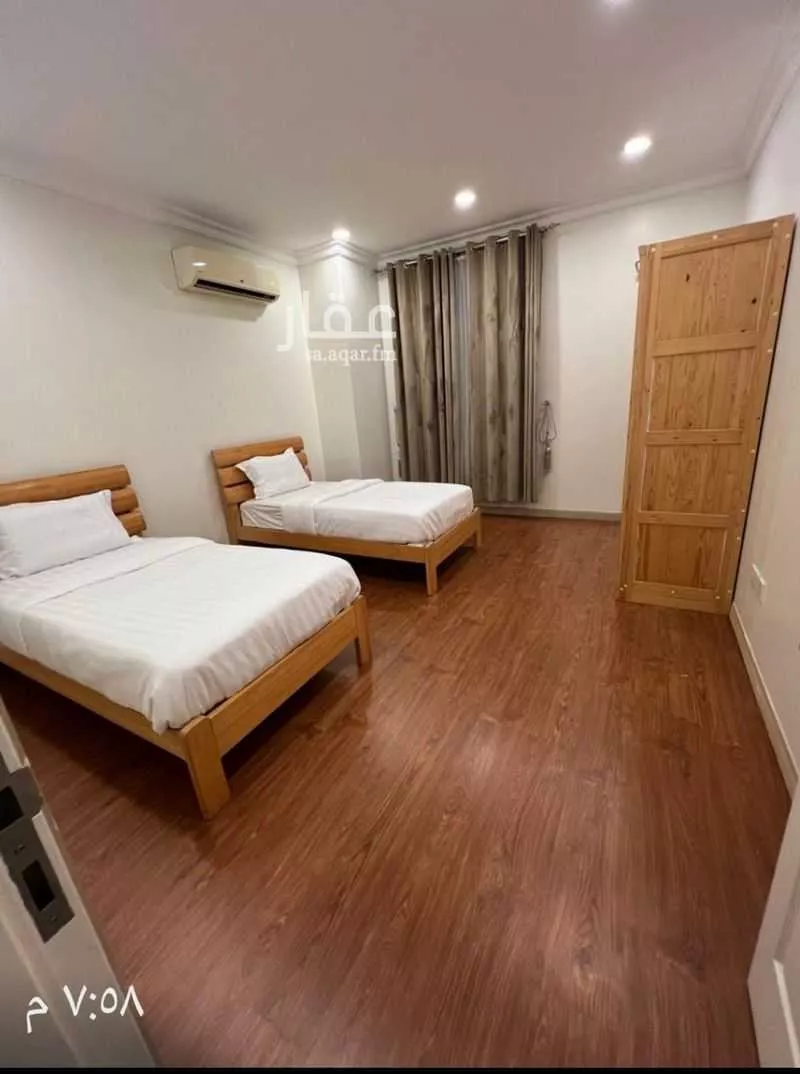 7 bedroom apartment in Al Qusur 18