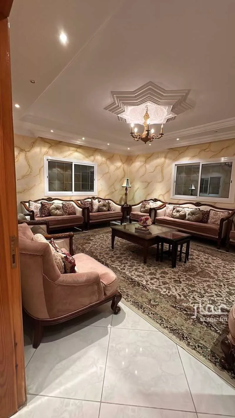 الطابق في السداد