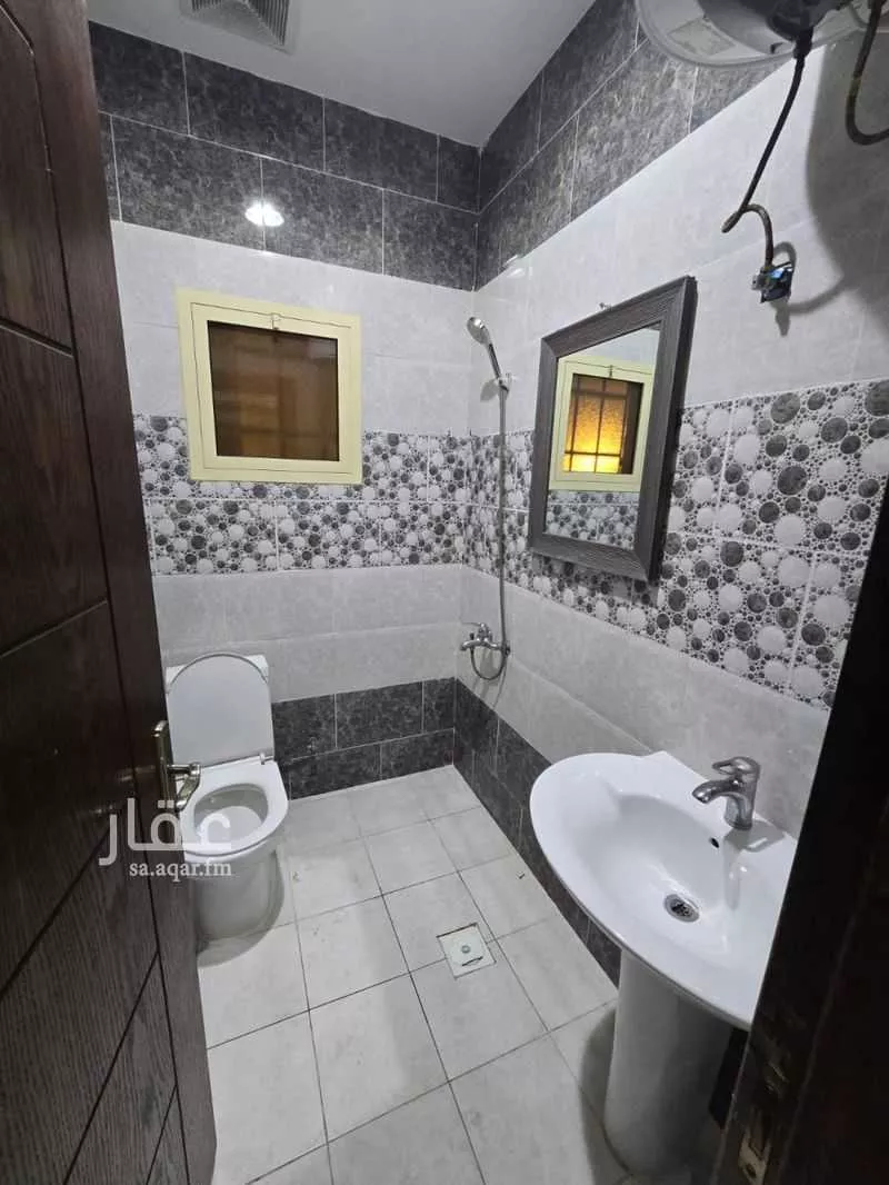 4 bedroom apartment in Abdullah Fuad, Eastern Province 2