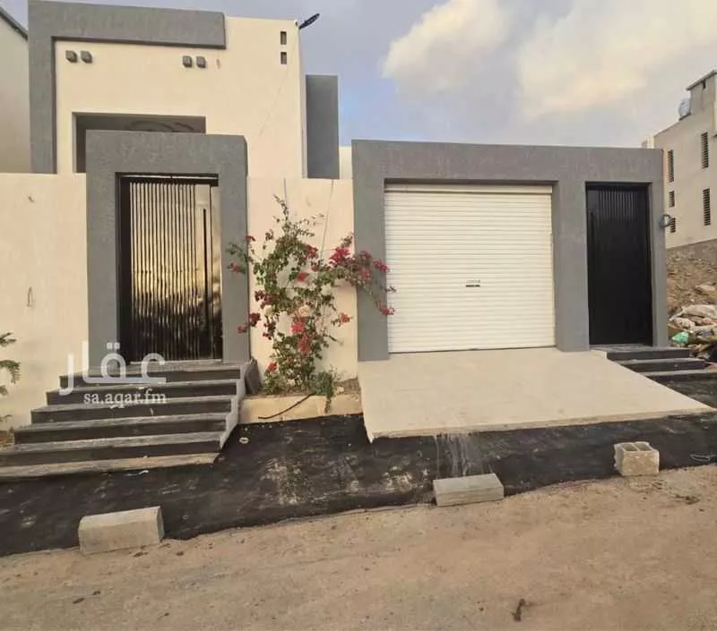 6 bedroom villa in Atod, Khamis Mushait 2
