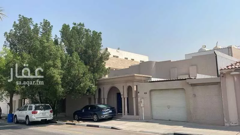 9 bedroom villa in Dana Al Shamaliah 3