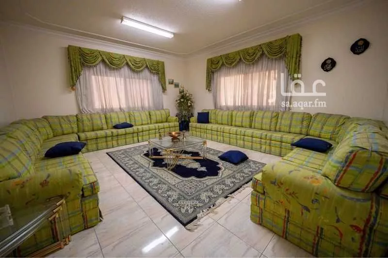 فيلا 14 غرف في الدوحة الجنوبية 17